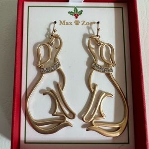 Max & Zoe© Dangle Doggie Earrings With Gemstone